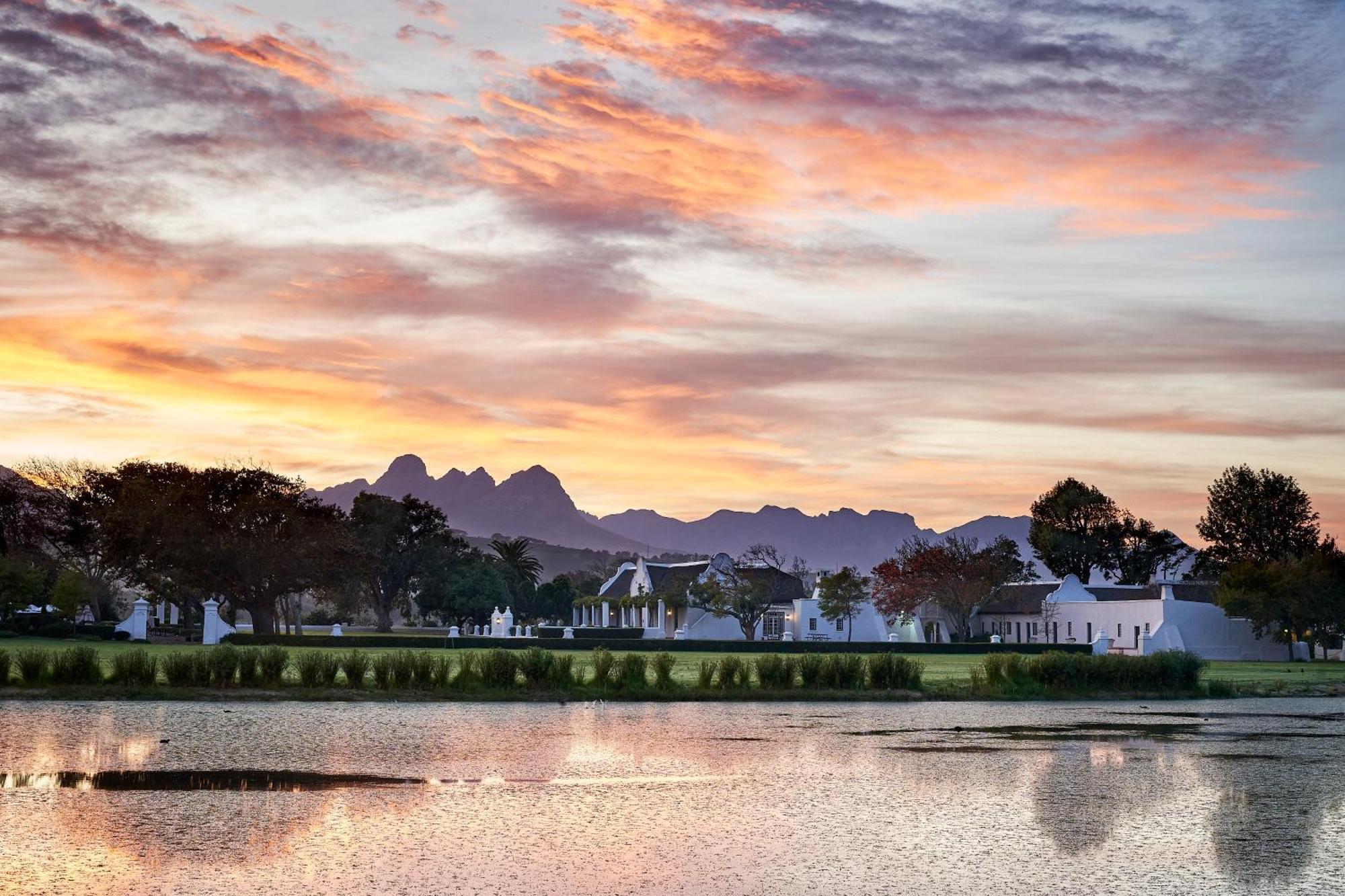 Vergenoegd Loew Boutique Hotel & Spa Cape Town Dış mekan fotoğraf